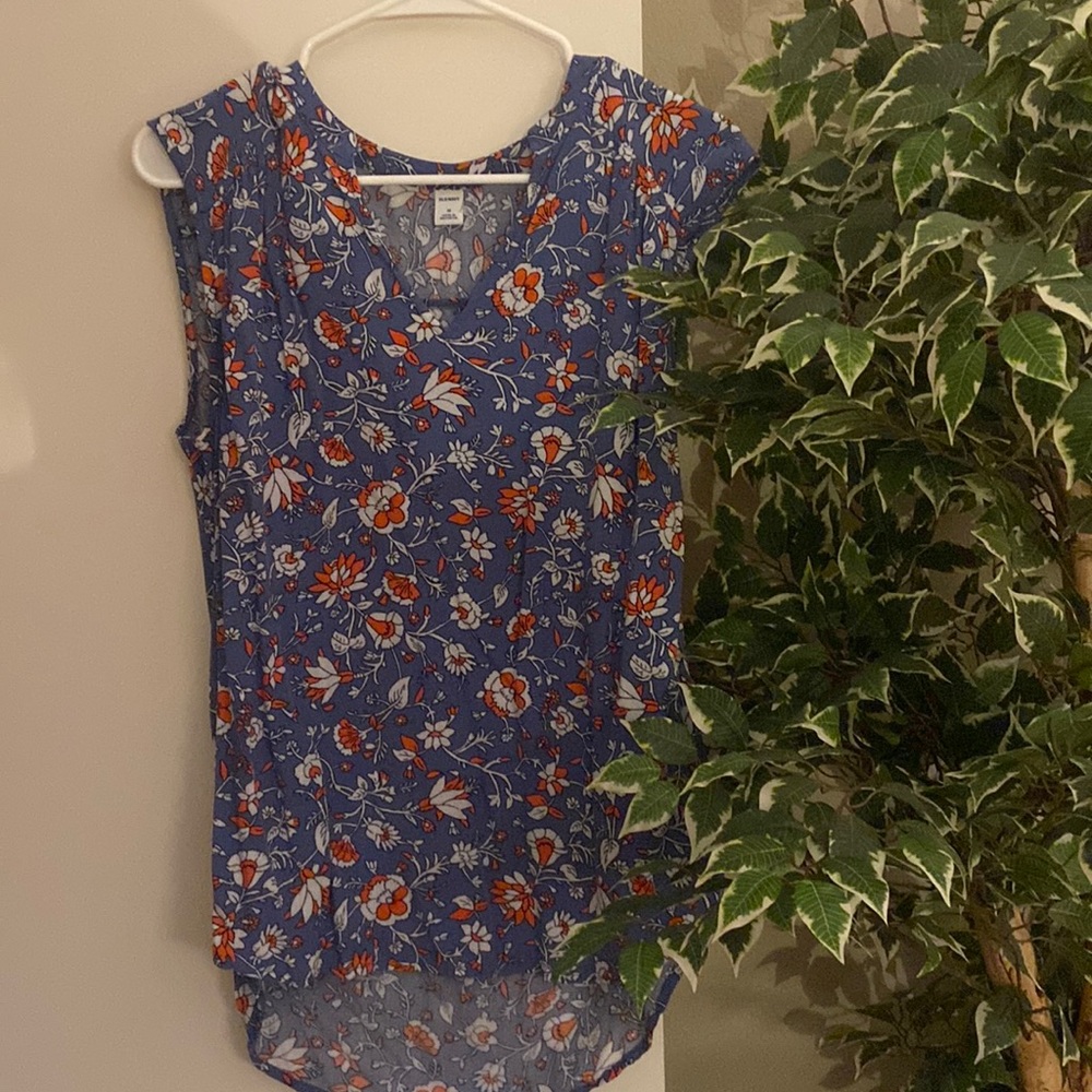 🌺 floral top 🌺